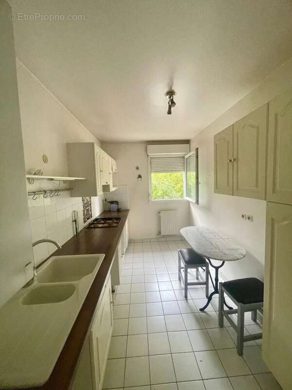 Appartement à GENNEVILLIERS