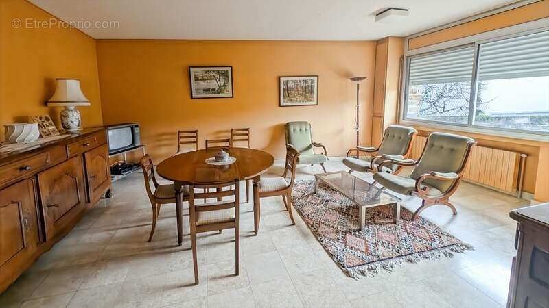 Maison à LANOUAILLE