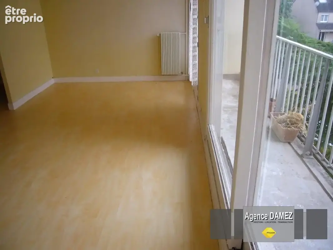 Appartement à DOURDAN