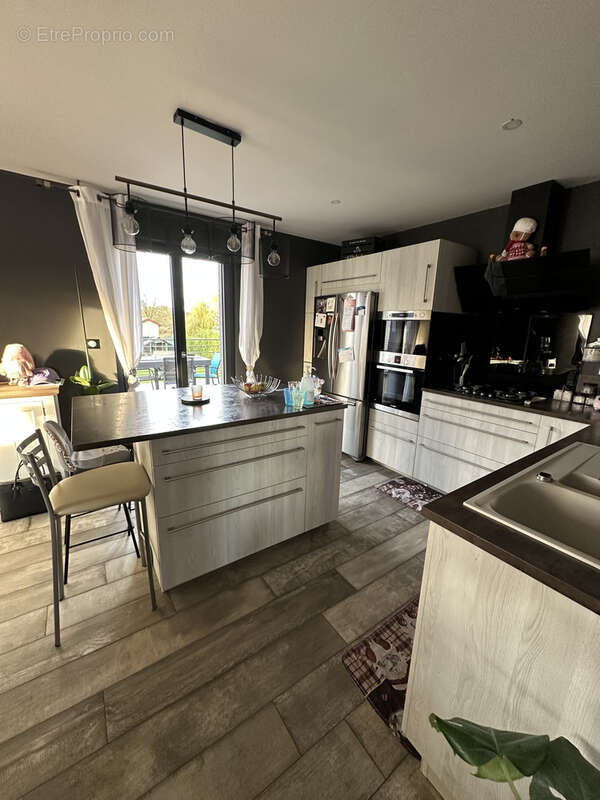 Maison à SAINT-PIERREMONT