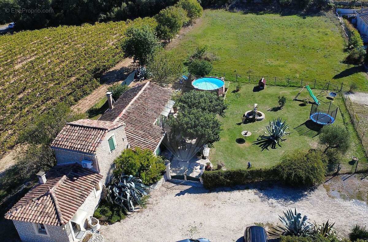 Maison à BOISSET-ET-GAUJAC