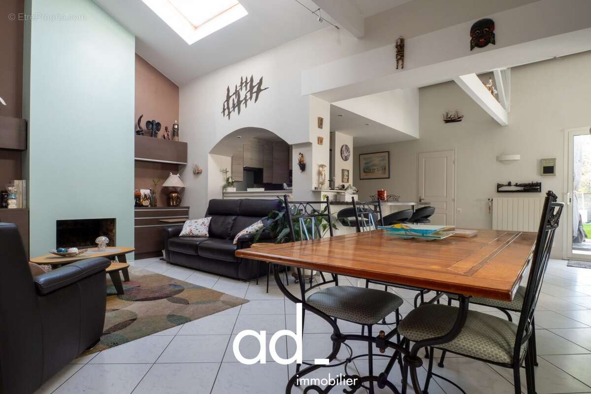 Maison à LA ROCHELLE