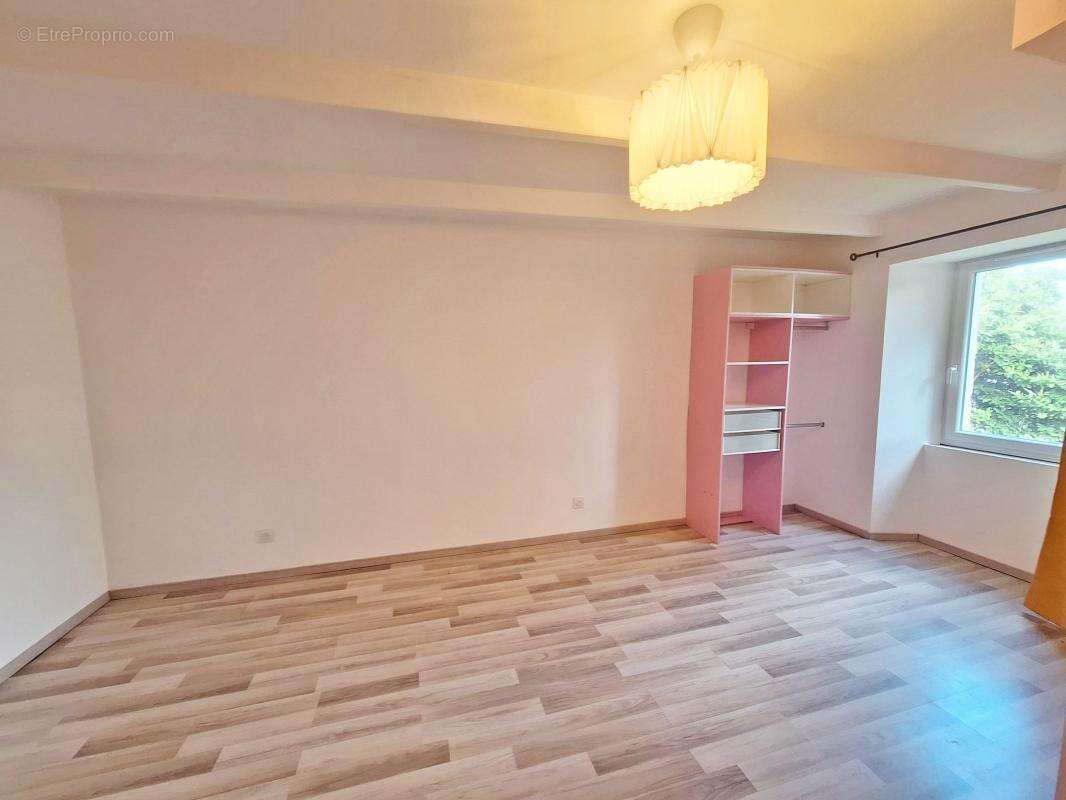 Demeure de charme en pierre – 124 m² – Plouézoc’h – Cadre privilégié et intimité rare - photo 11