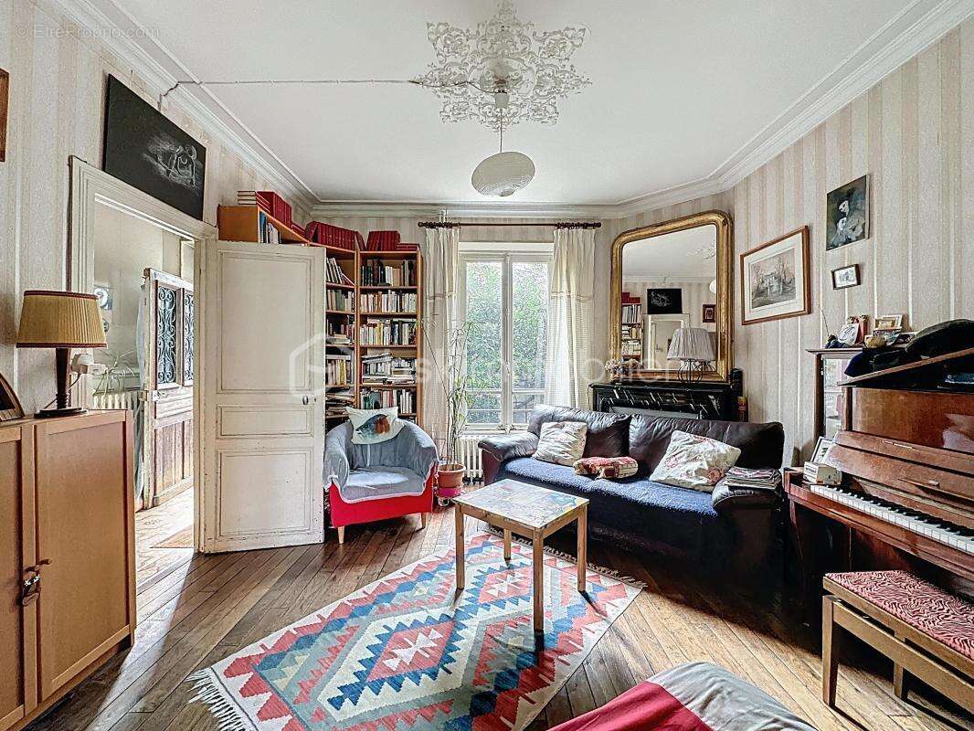 Maison à CORBEIL-ESSONNES