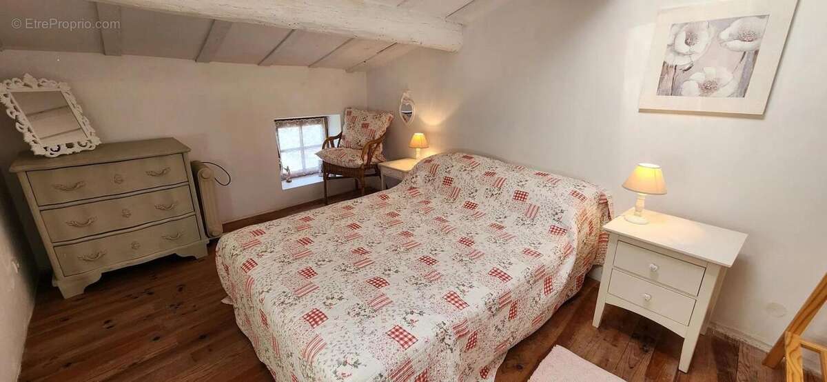 Appartement à PEPIEUX