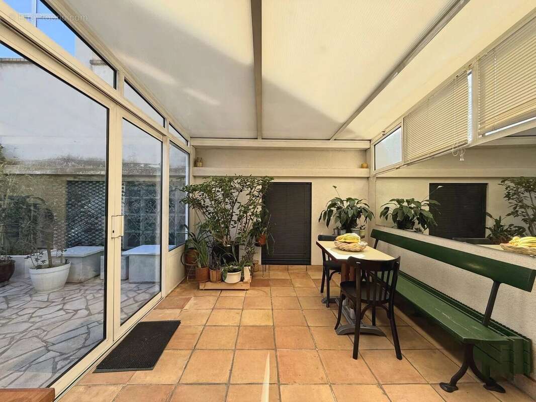 Maison à LES LILAS