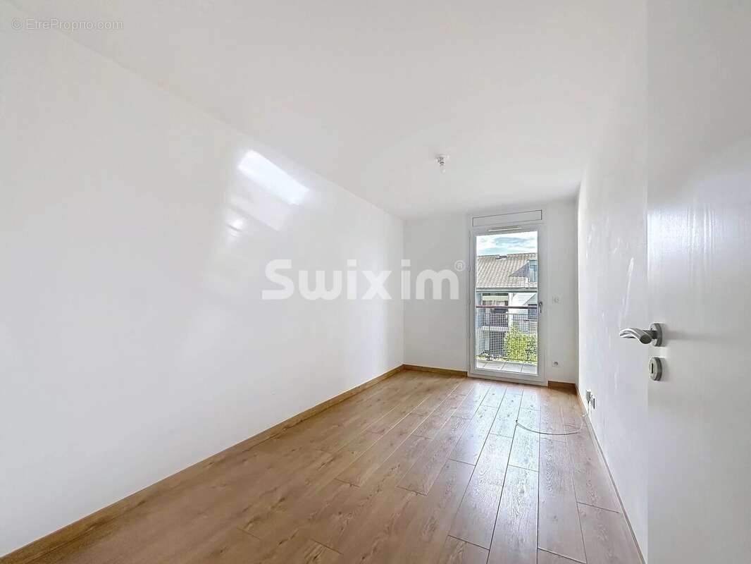 Appartement à CHENS-SUR-LEMAN