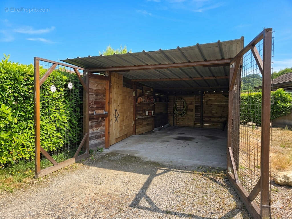 Appartement à SAINT-GENIX-SUR-GUIERS