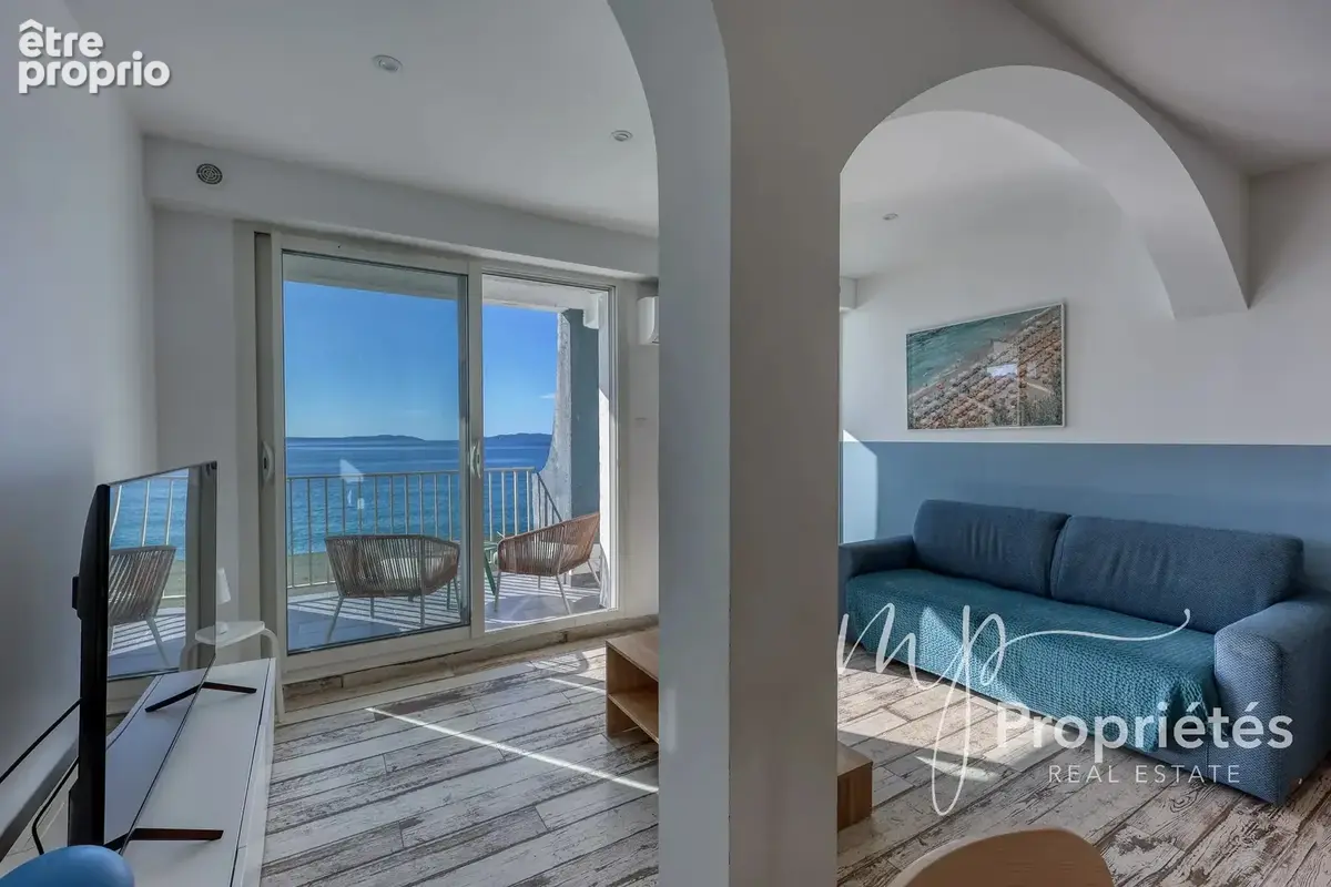 Exclusivite - à vendre le lavandou  – appartement 3 pièces – vue mer panoramique – accès direct à la plage - photo 9