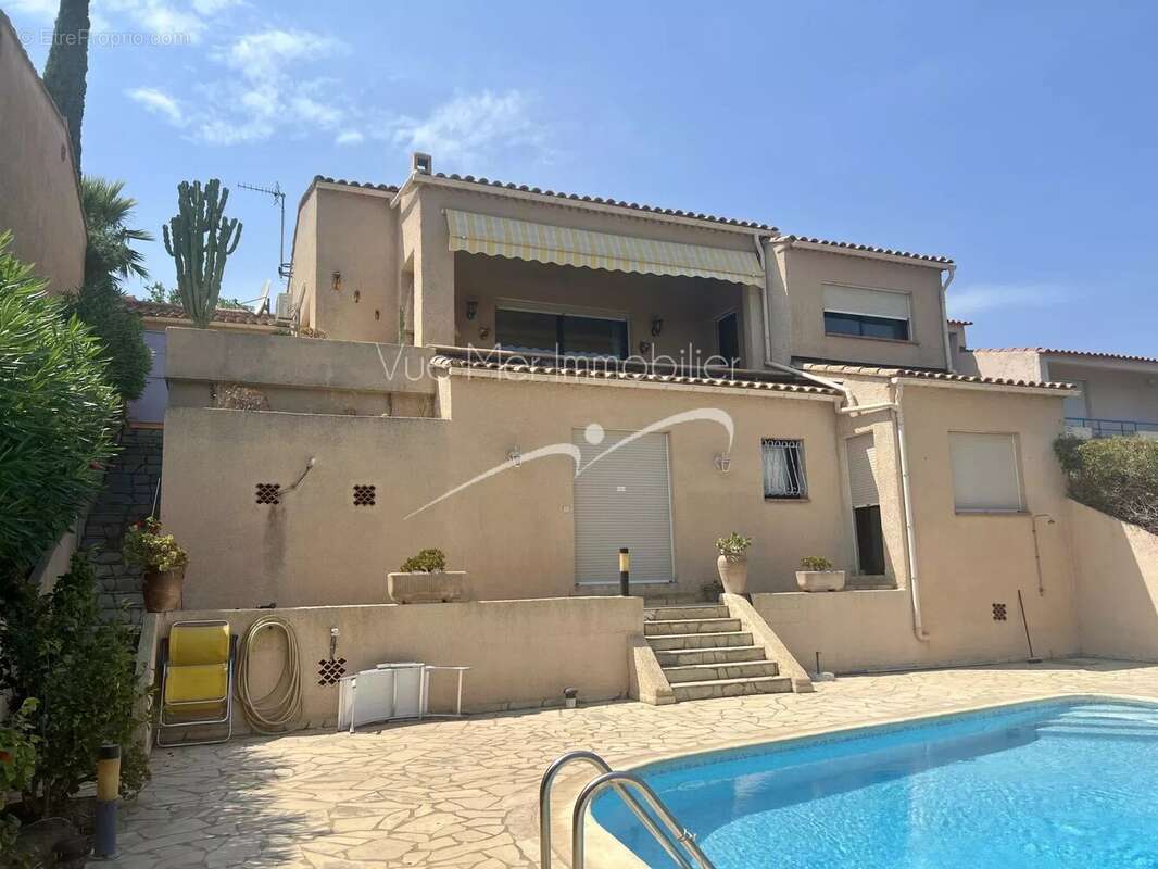 Maison à LE LAVANDOU