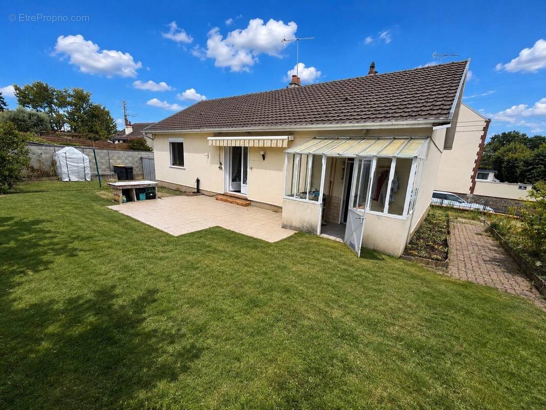 Maison 85 m² à Gien  - photo 1