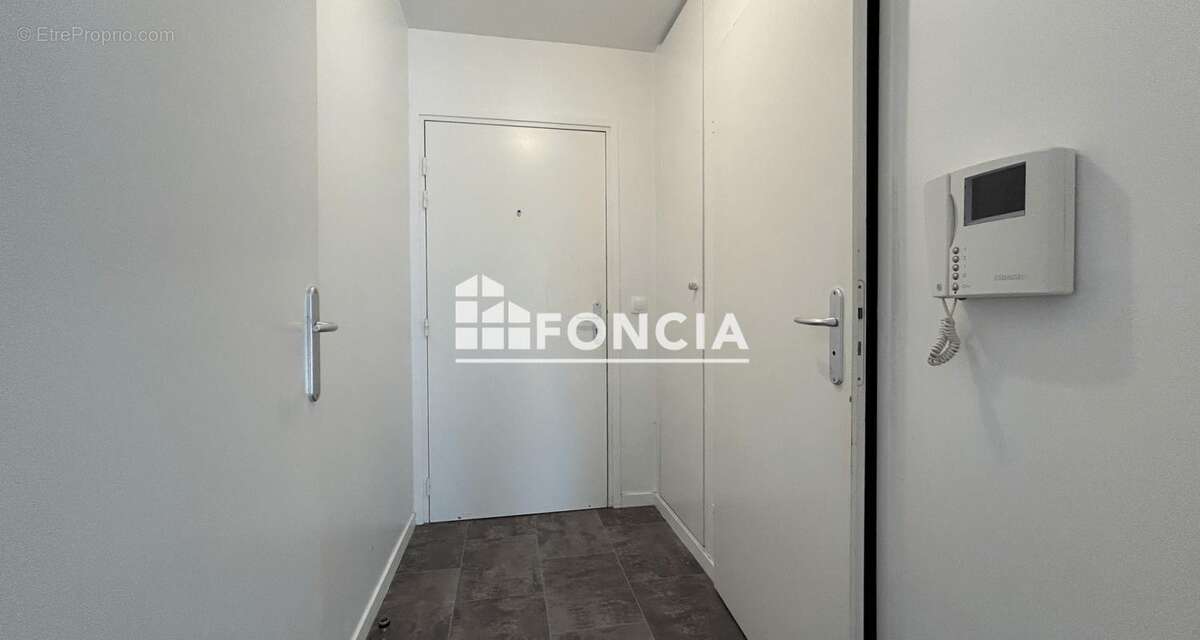 Appartement à CORBEIL-ESSONNES