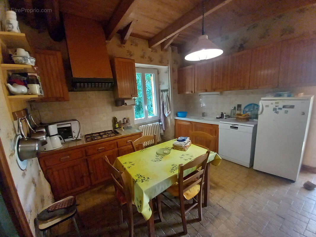 Maison à LOUBEJAC