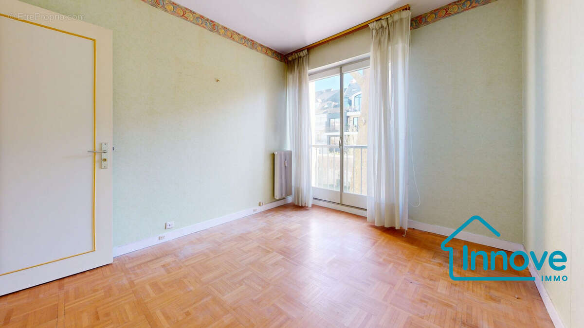 Appartement 78 m² à Versailles  - photo 7