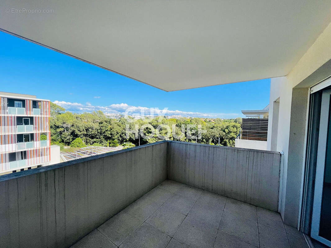 Appartement à JUVIGNAC