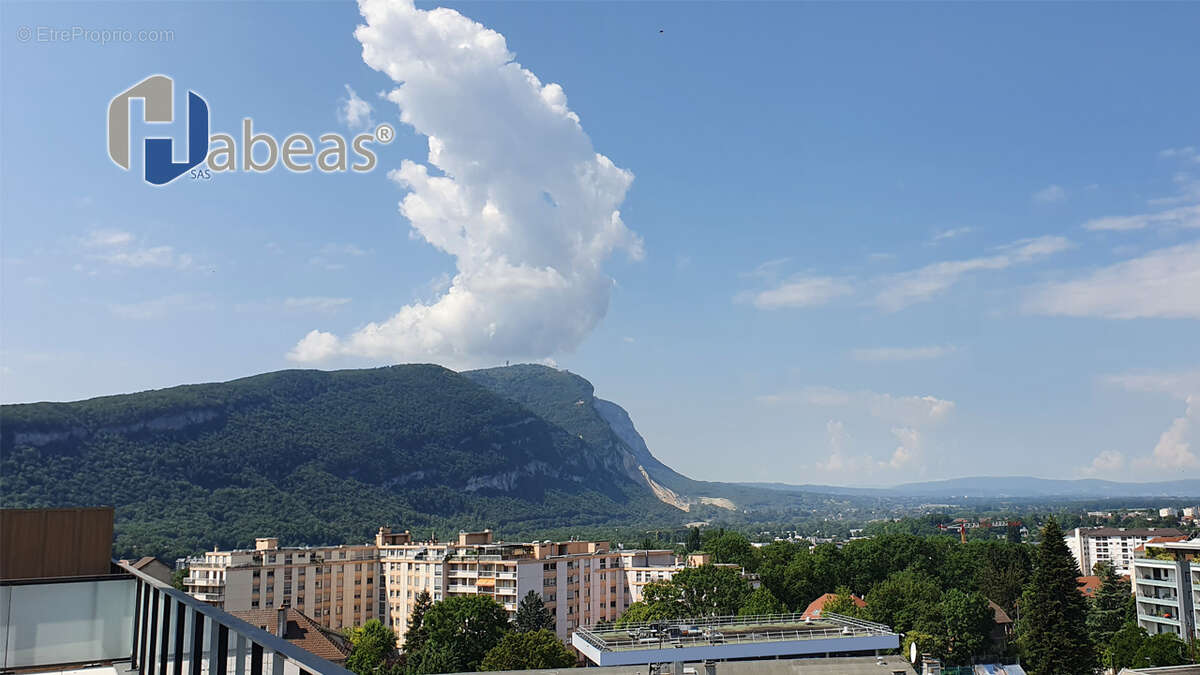 Appartement à VILLE-LA-GRAND