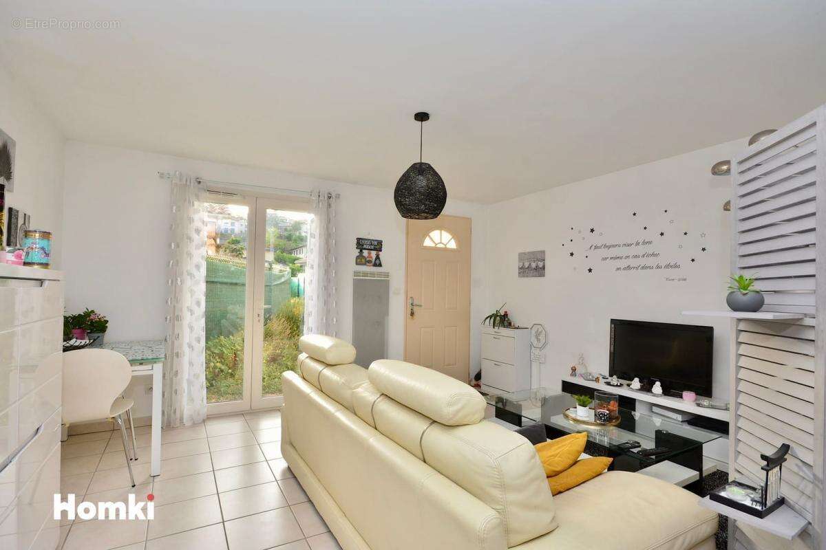 Maison/Villa T4 de 80 m² à Anse 69480 - photo 5