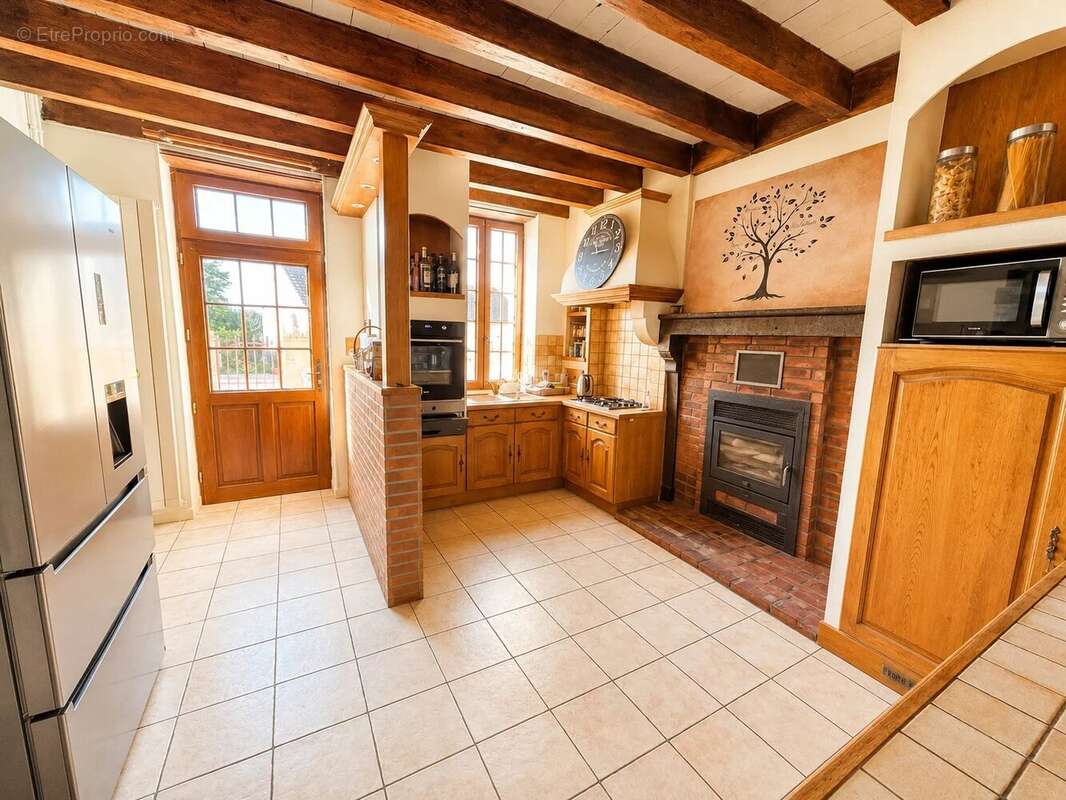 Maison à PARAY-SOUS-BRIAILLES