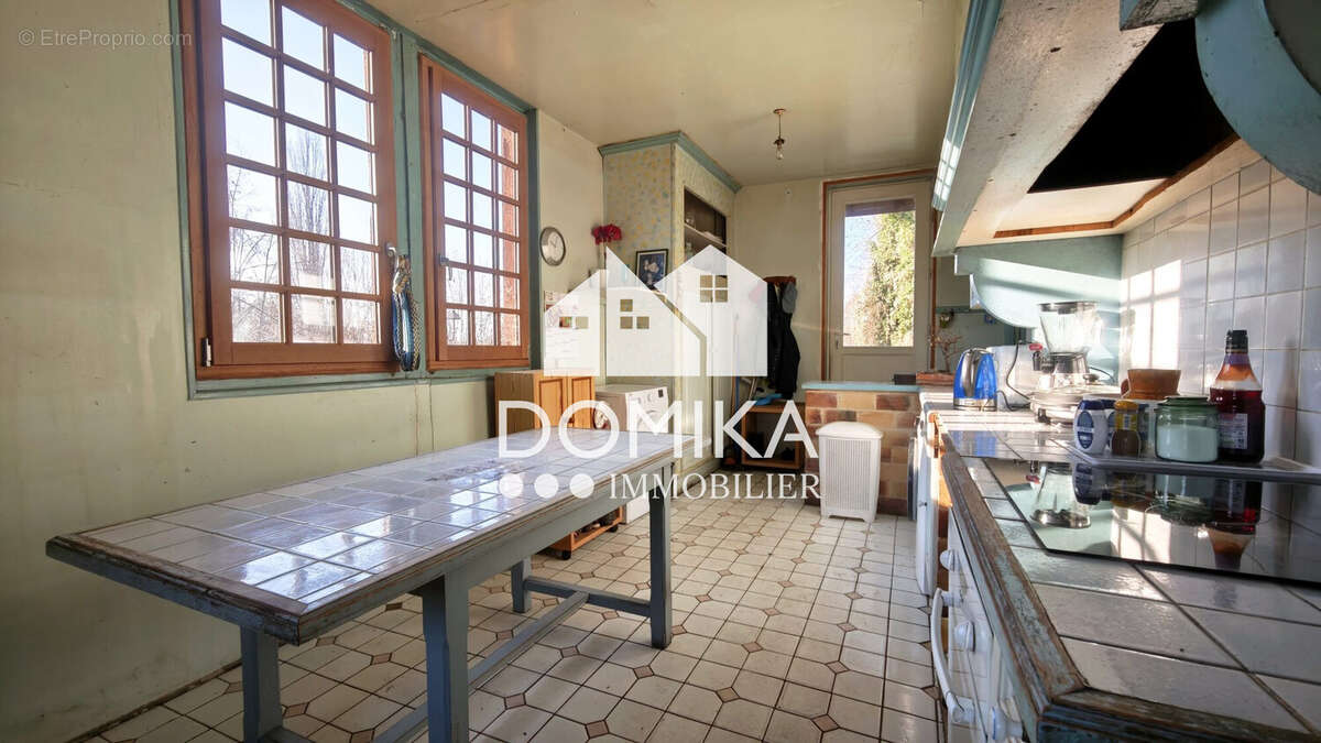 Maison principale cuisine - Maison à VETHEUIL