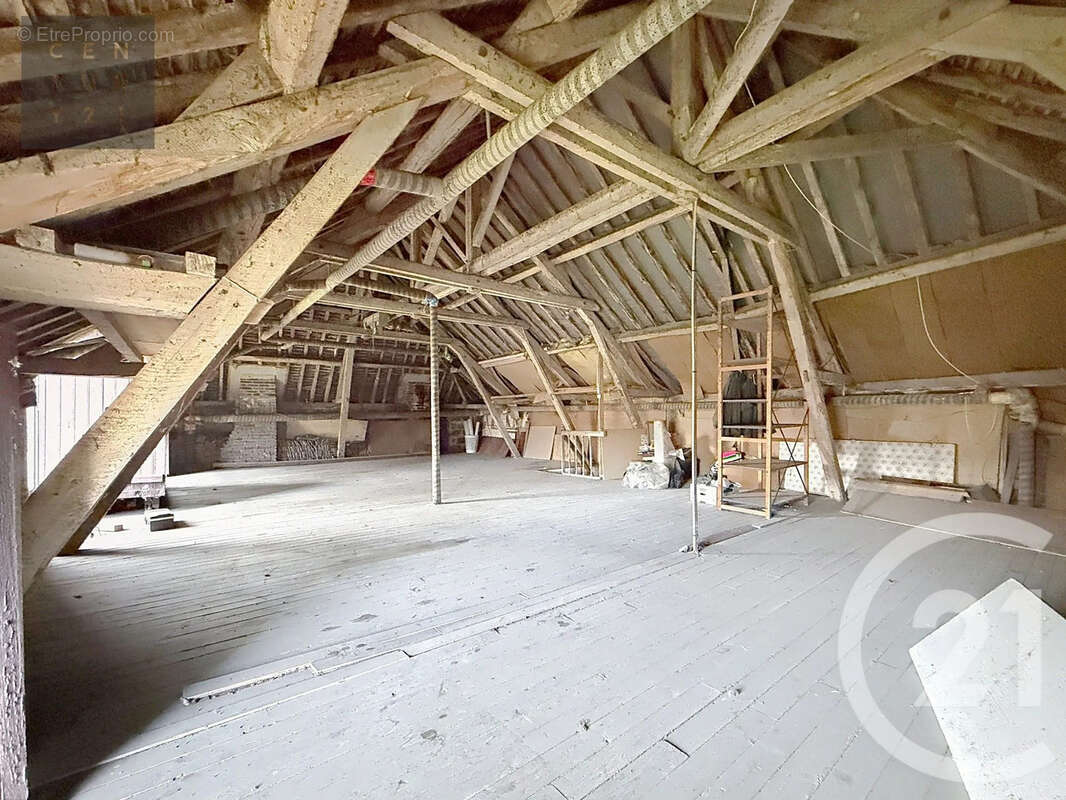 Maison à VILLECHETIF