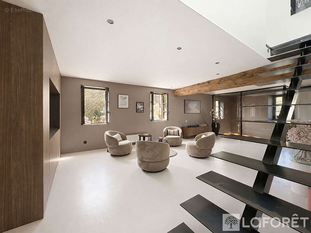 Appartement à SAINT-ROMAIN-AU-MONT-D'OR