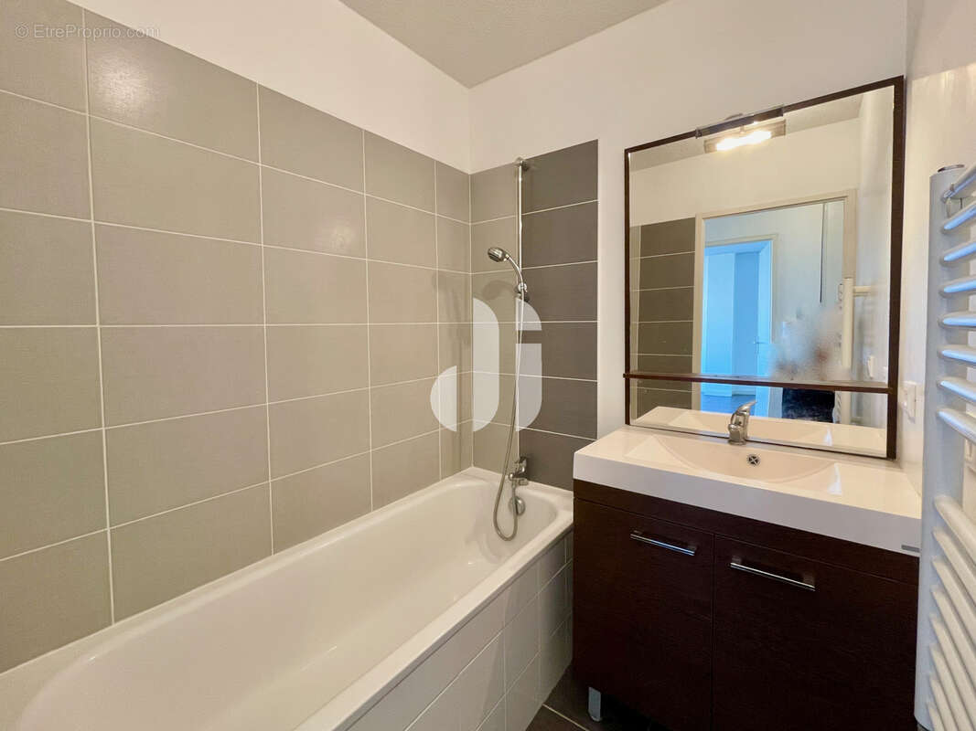 Appartement à SAINT-MEDARD-EN-JALLES