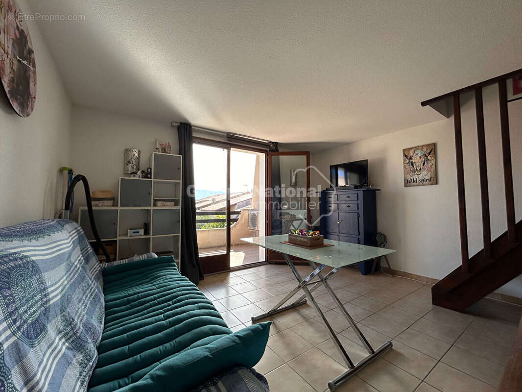 Appartement au 1er étage dans résidence avec piscine de 41.41 m² Loi carrez. - photo 5