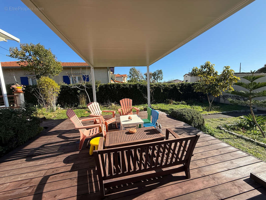 Maison à CAGNES-SUR-MER