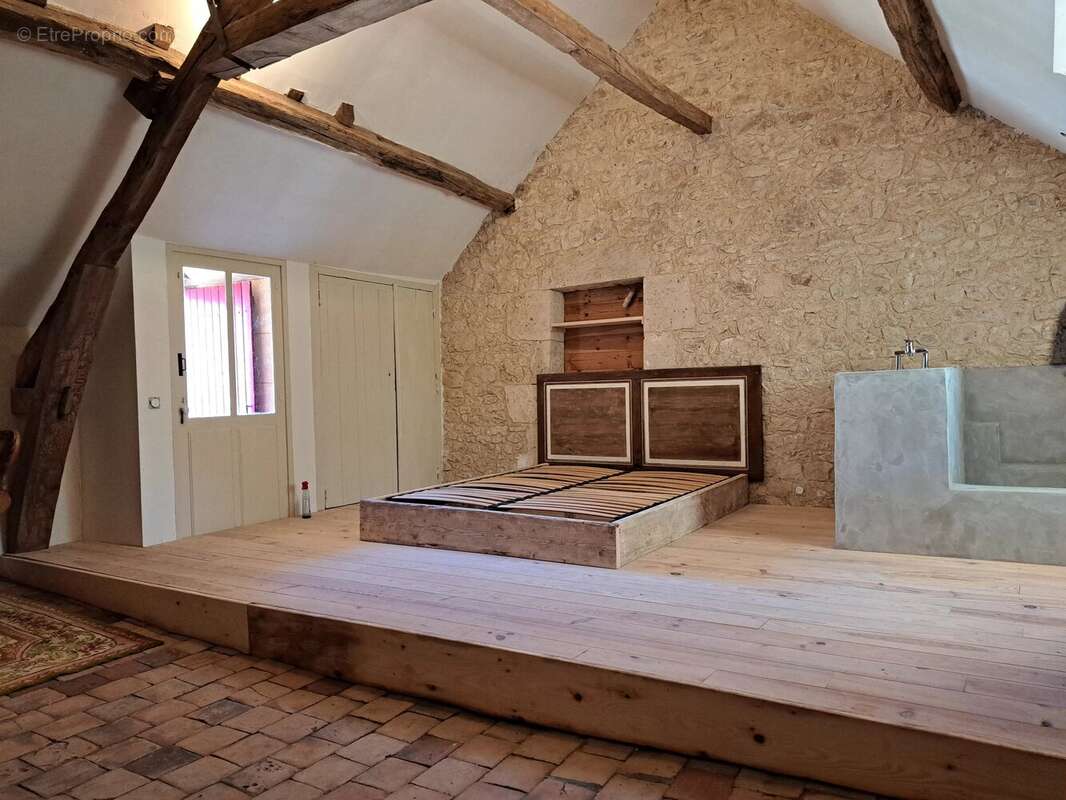 Élégance, cachet et à 15 minutes des commodités - photo 17