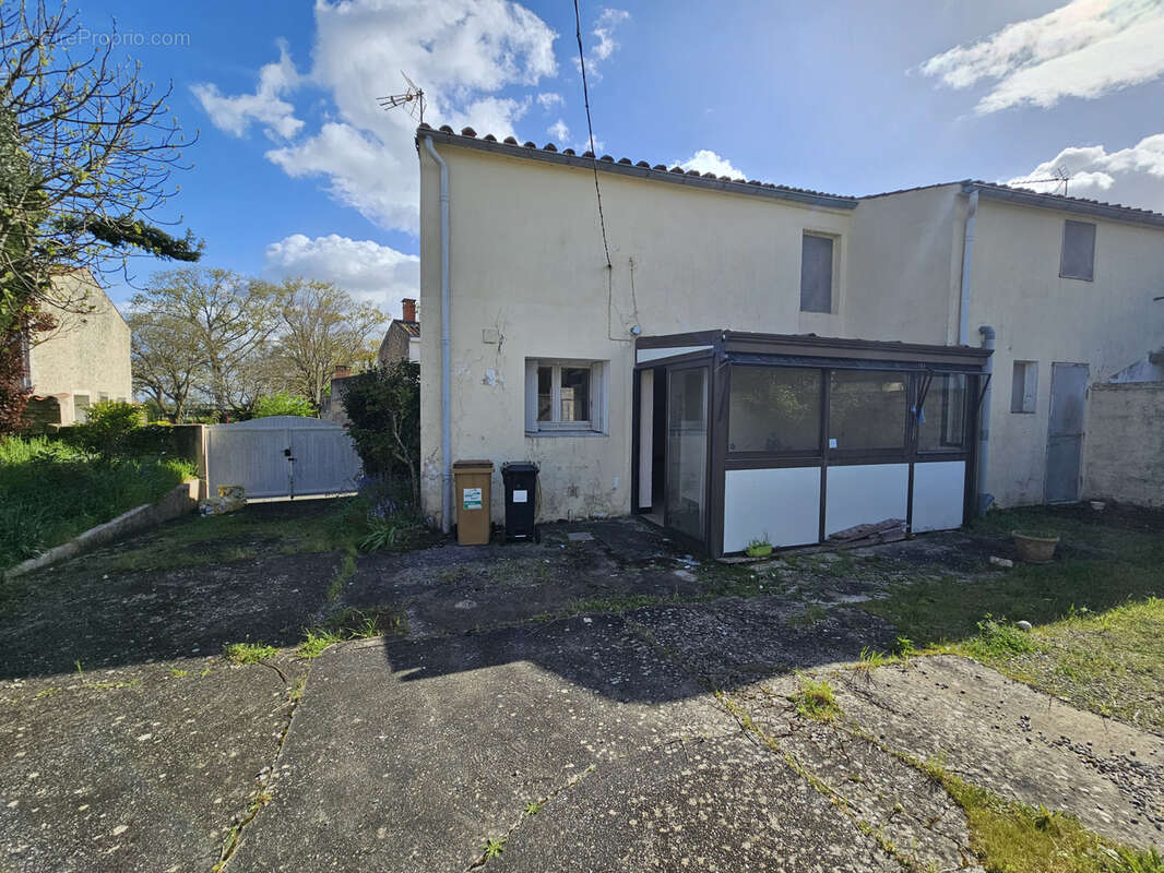 Maison à SAINT-MICHEL-EN-L'HERM