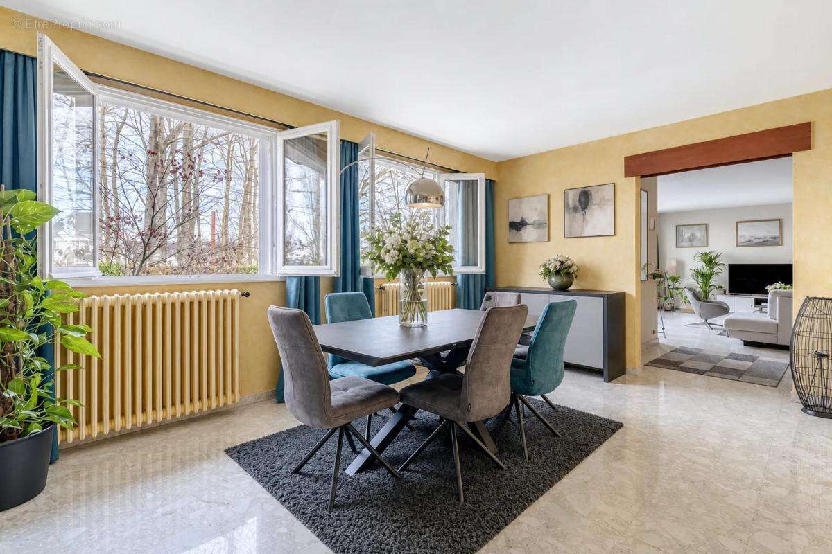 Maison à NOISY-LE-GRAND