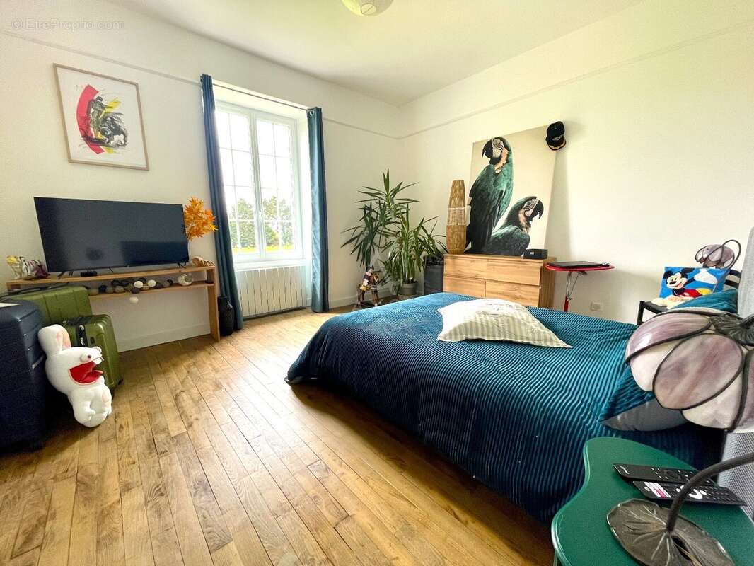 Maison à HENANBIHEN