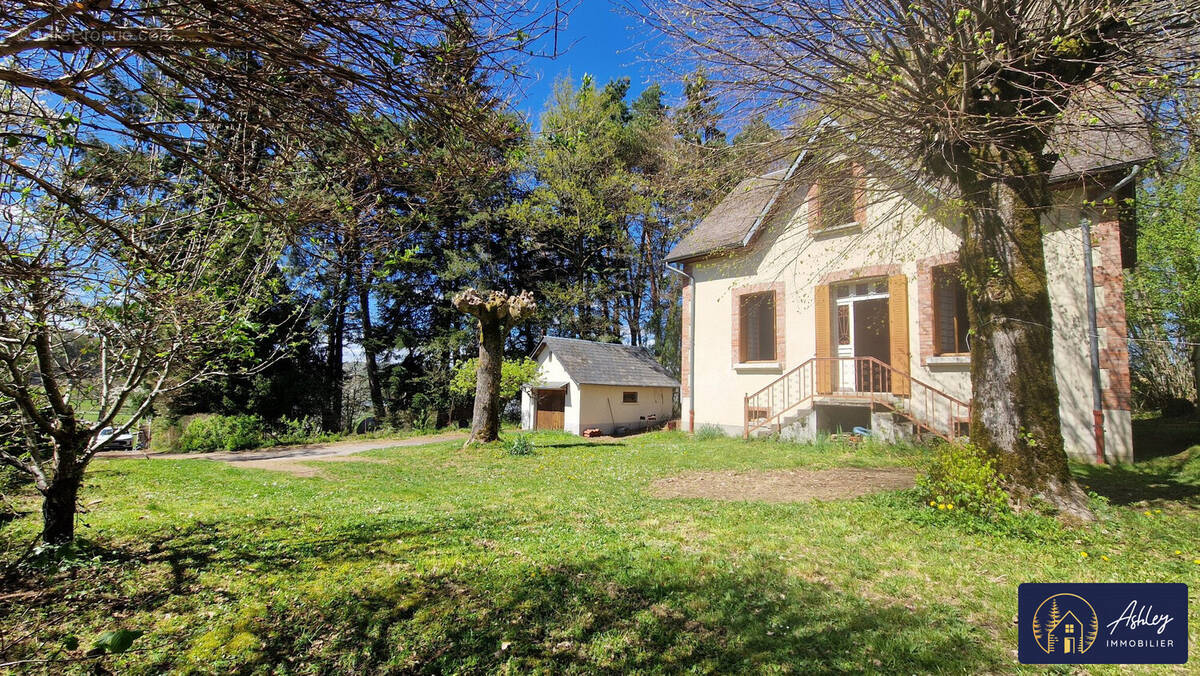 Maison à vendre 5 pièces Liginiac - Maison à LIGINIAC