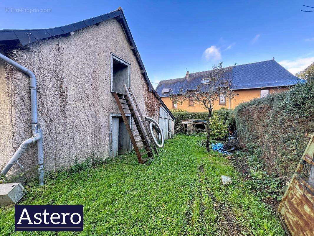 Maison à NOYAL-CHATILLON-SUR-SEICHE