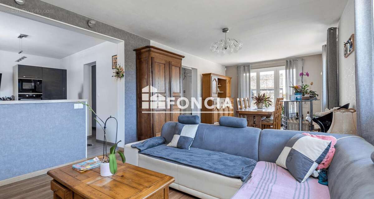 Buchy - Centre - photo 2