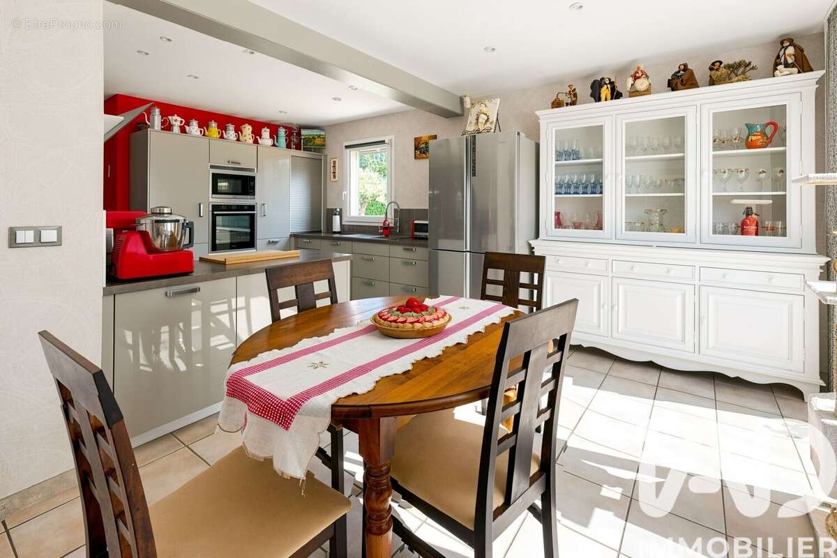 Photo 4 - Maison à LA MOTTE-D'AIGUES