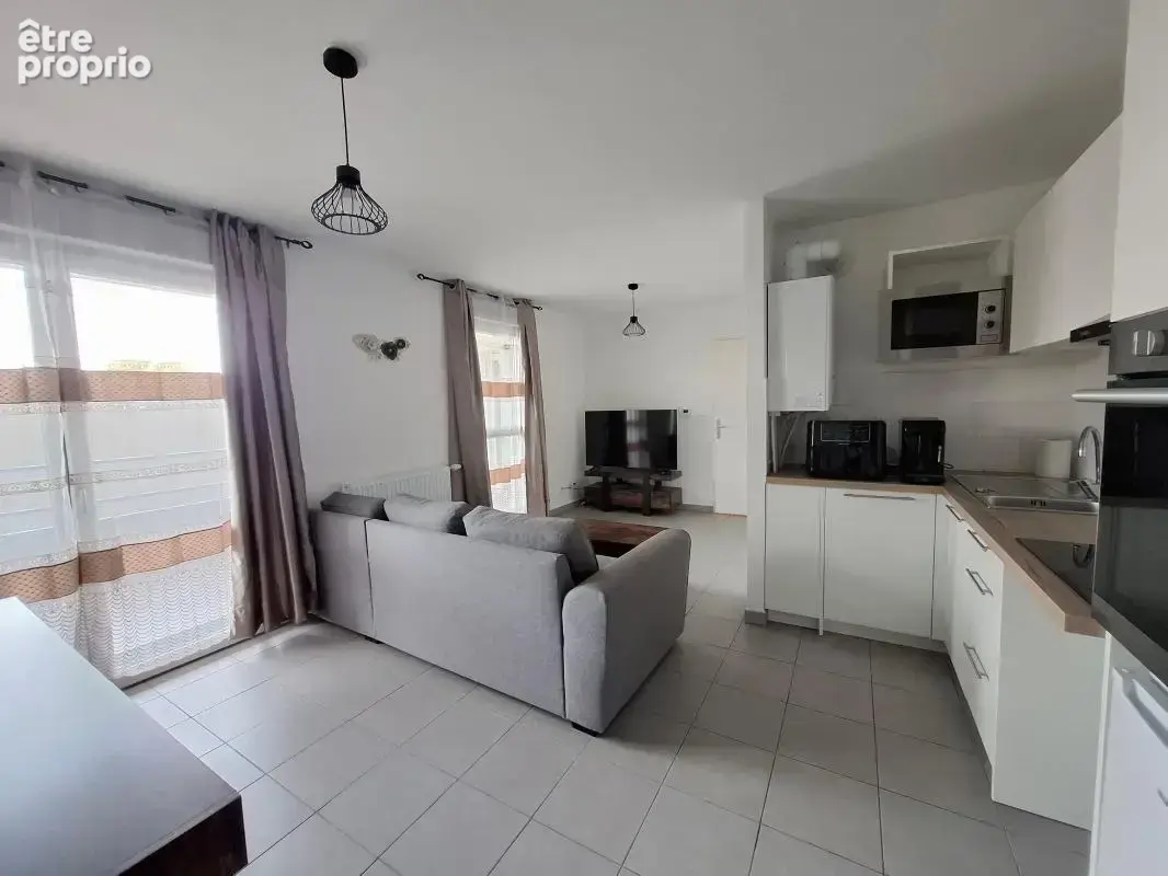 A Vendre St Fons centre T2 48 m² + garage - photo 5