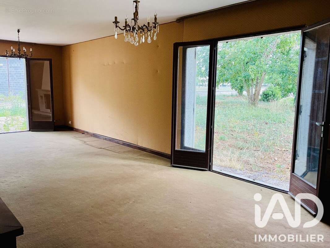 Maison 310 m² à Velaine-En-Haye  - photo 6