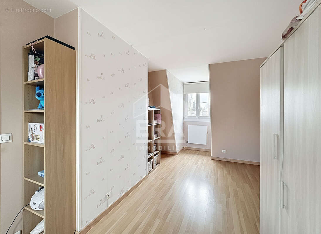 Maison à CHAUMONTEL