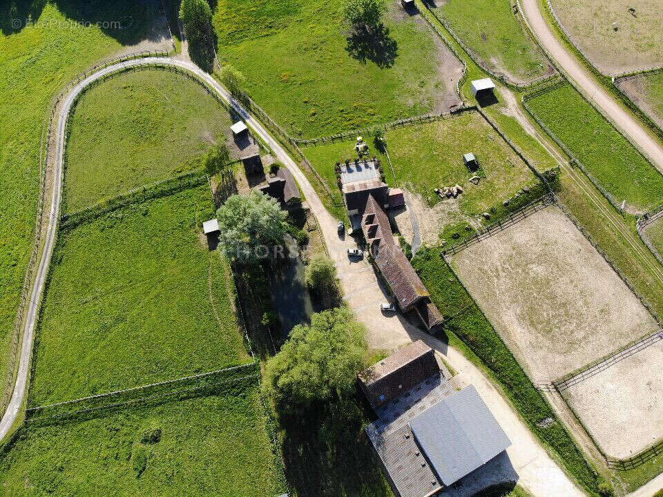 Maison à SAINT-GERMAIN-DE-LA-COUDRE