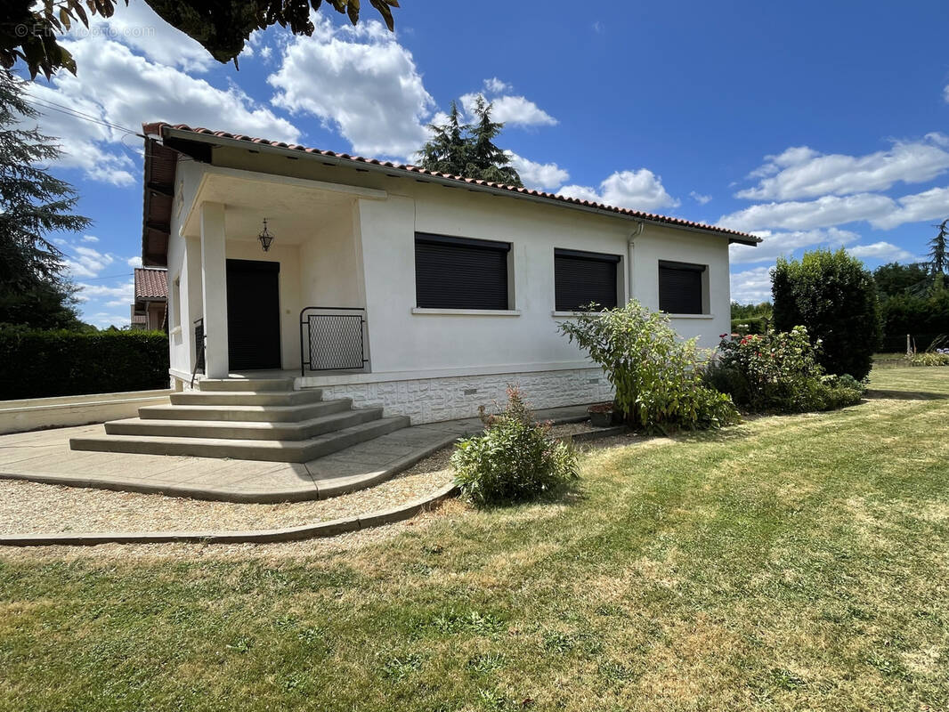 Maison à LABASTIDE-SAINT-PIERRE