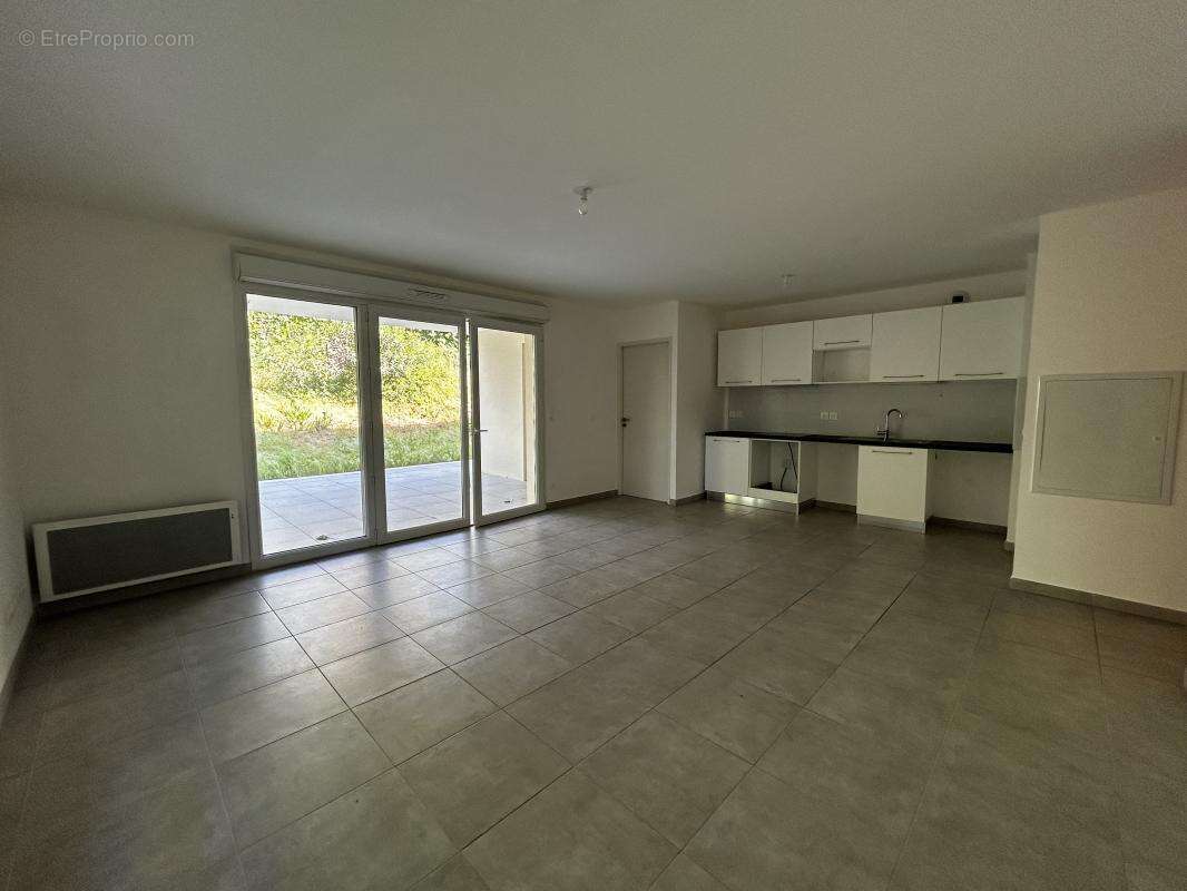 Appartement à MARSEILLE-9E