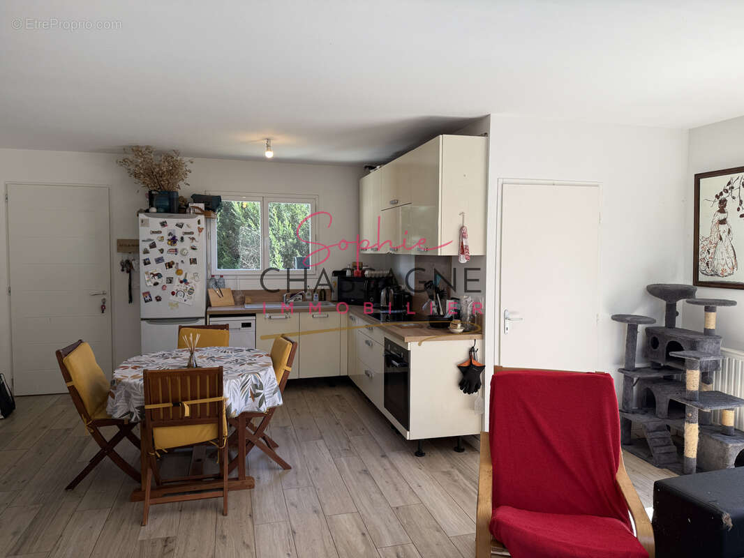 À 20 minutes de Lacanau, sur plus de 10 hectares, écurie de propriétaires avec maison de 80 m2 et installation - photo 16