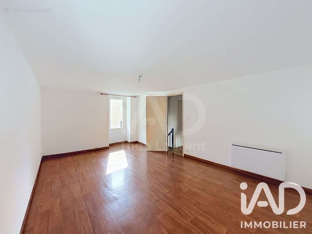 Maison 153 m² à Le Temple-De-Bretagne  - photo 8