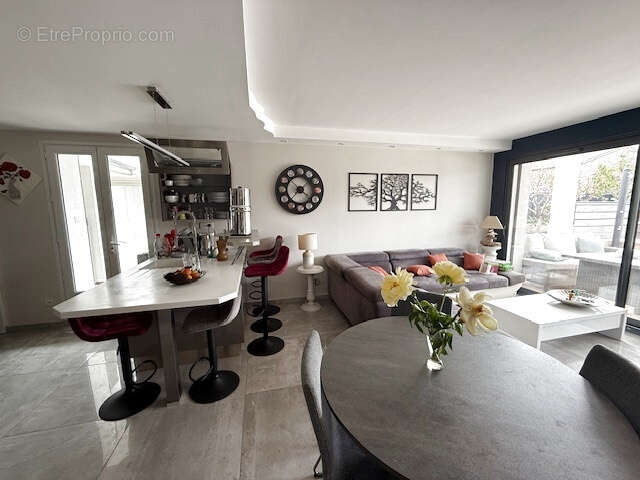 Appartement à LA VALETTE-DU-VAR
