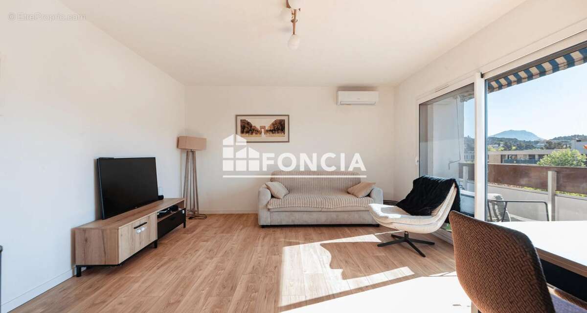 Appartement à AIX-EN-PROVENCE