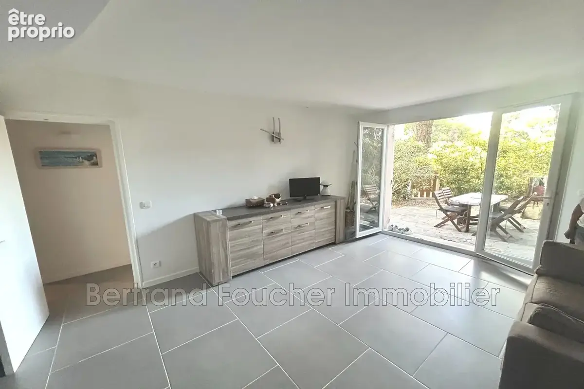 Appartement 2 pièces 40 m² à vendre à Cavalaire-Sur-Mer (83240) - photo 6