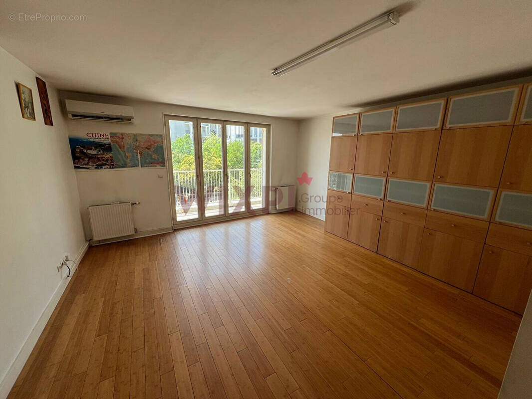 Appartement à LYON-8E