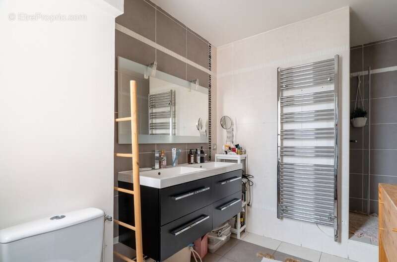 Appartement à NOGENT-SUR-MARNE