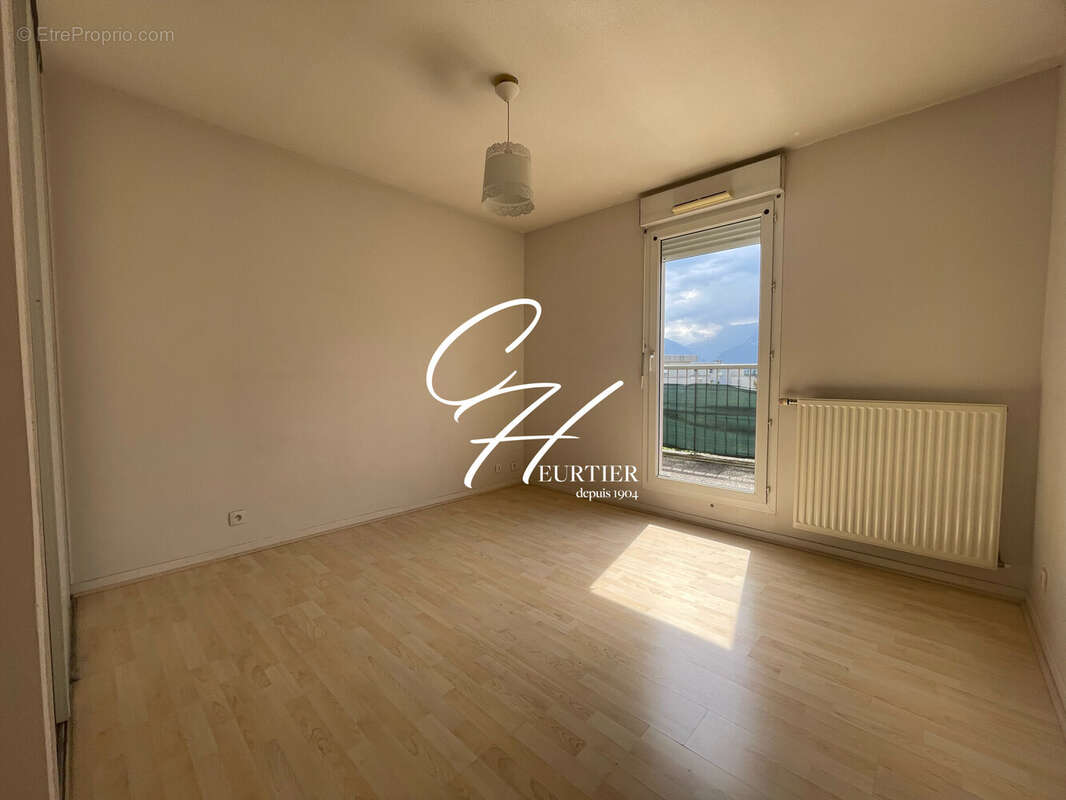 Appartement à ECHIROLLES
